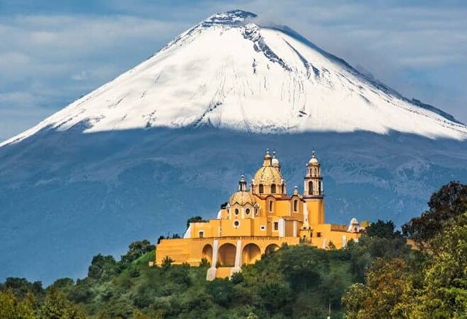 Imagen de Iglesia de Nuestra Señora de los Remedios, Cholula, Puebla