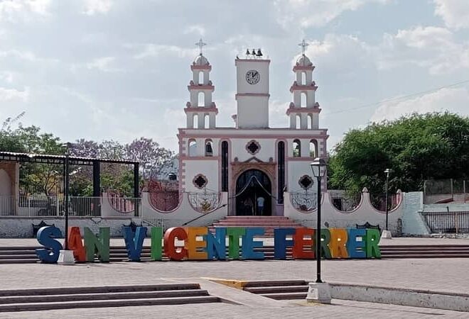 Imagen de Parroquia de San Vicente Ferrer (Chichimequillas), El Marqués, Queretaro